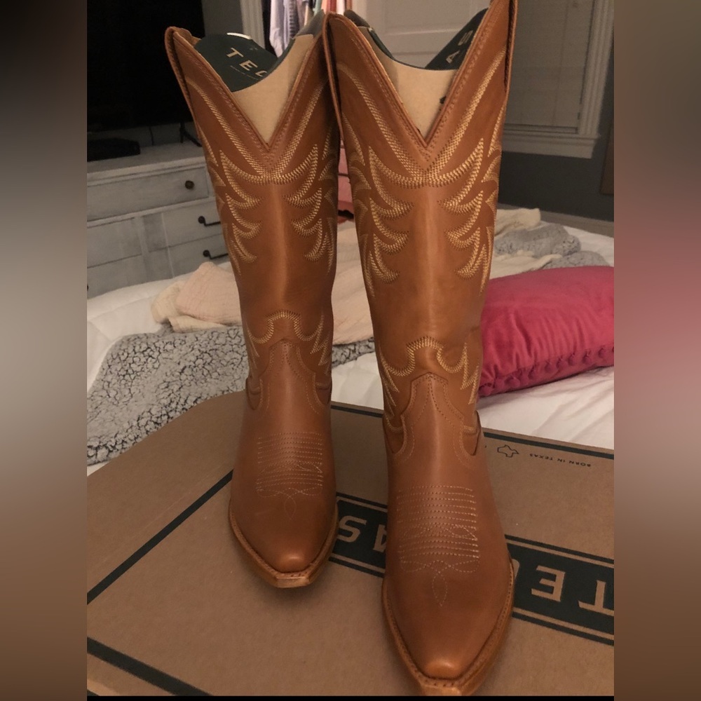 Women’s Tecovas Boots